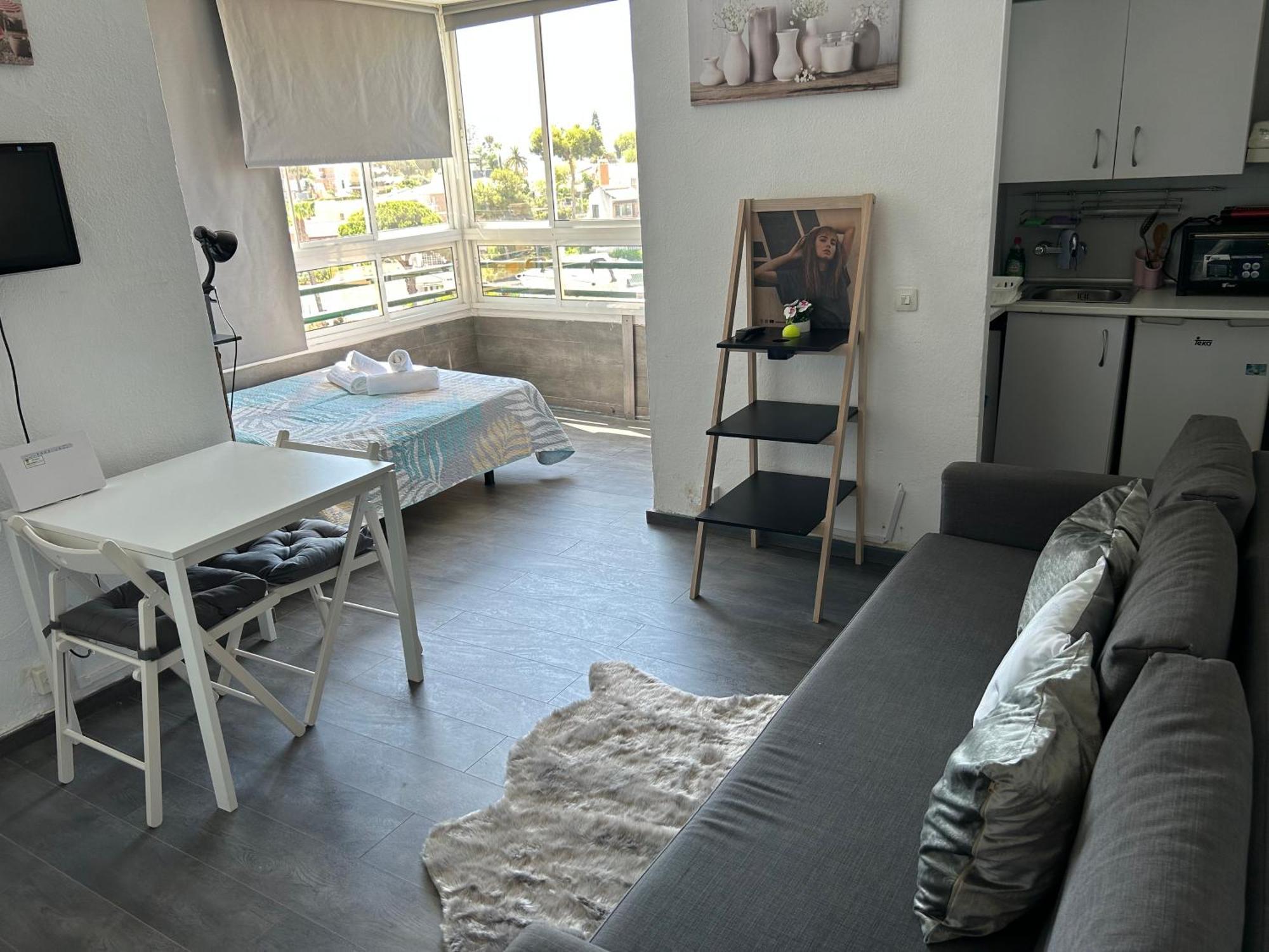 Vistas Al Mar Urbanizacion El Candado Apartment มาลากา ภายนอก รูปภาพ
